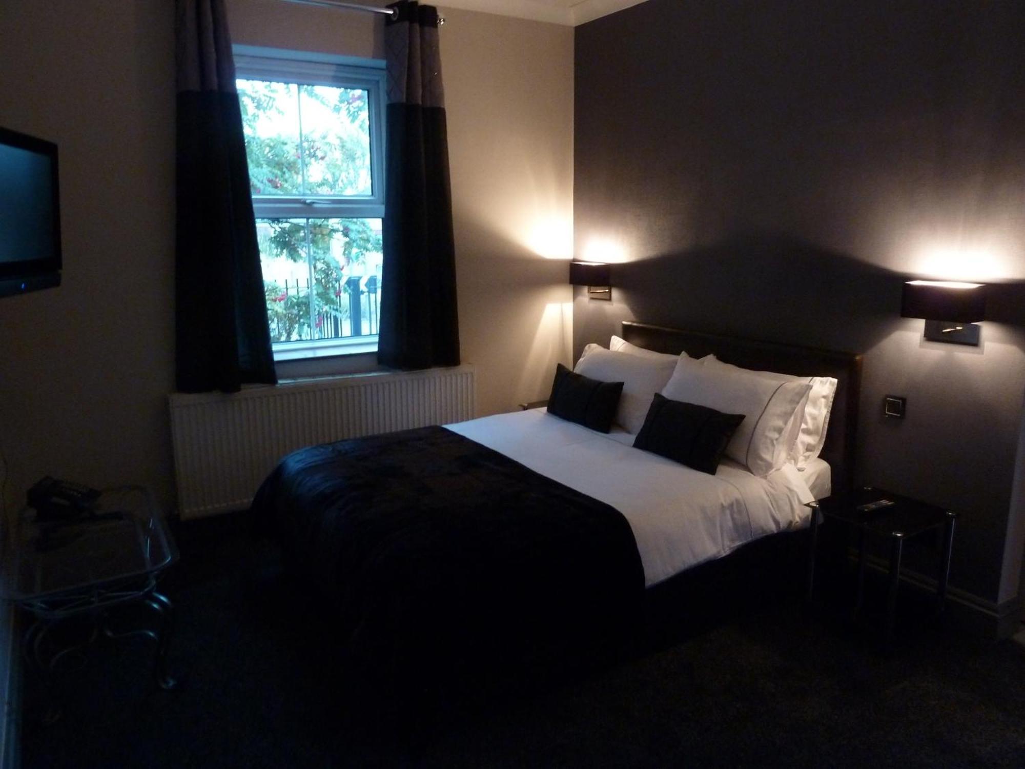 The Castle Bed & Breakfast นอร์ริช ภายนอก รูปภาพ